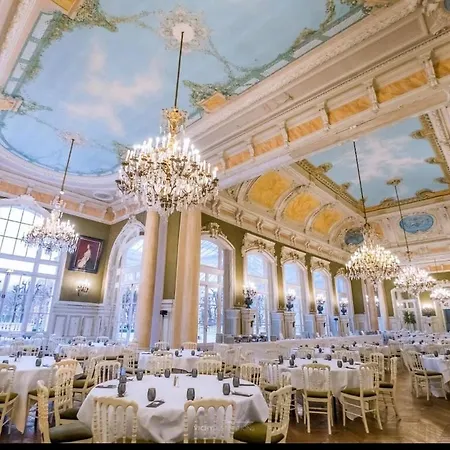 Апартаменты Du Parc *
